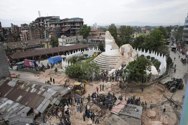 Foto gempa bumi Nepal