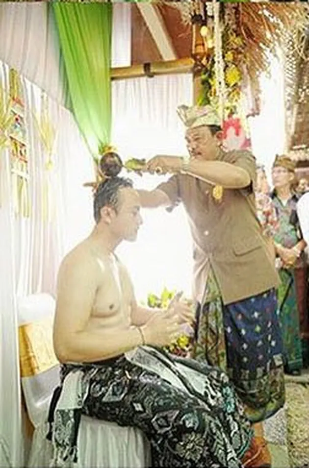 Sebelum Siraman Inilah Rangkaian Adat Pernikahan Dari Kadek Devi