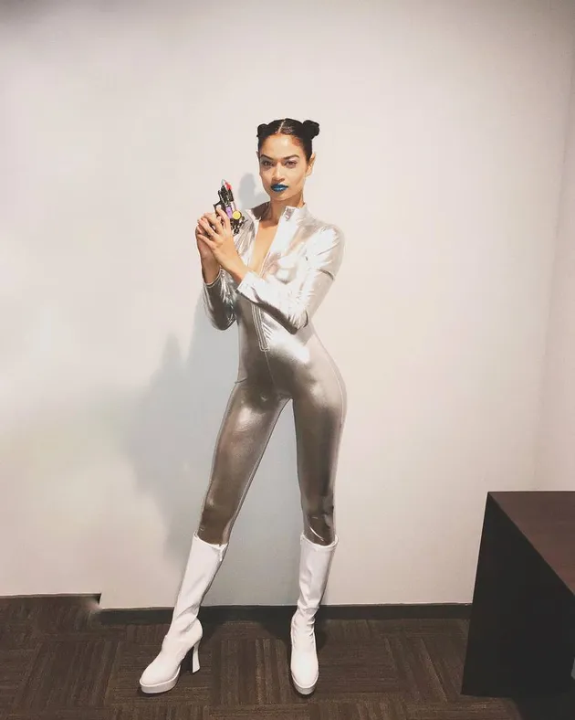 Kostum Halloween Seksi