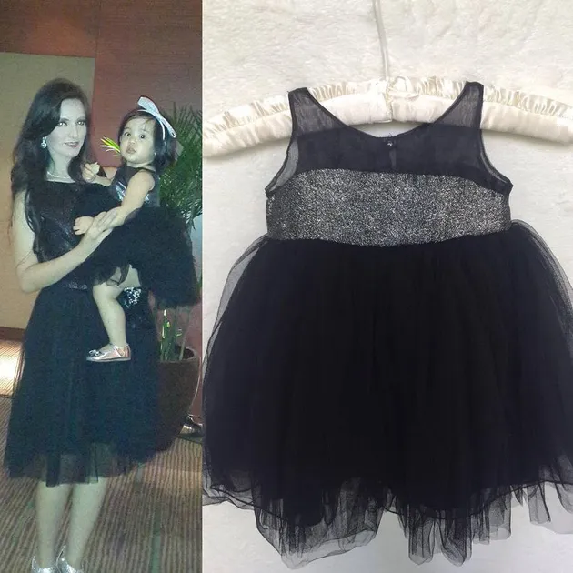 FOTO: SEDERET BAJU MEWAH ANAK NIA RAMADHANI, JUTAAN RUPIAH 