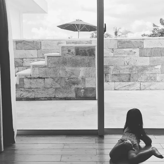 Ricky Harun dan Keluarga di Bali