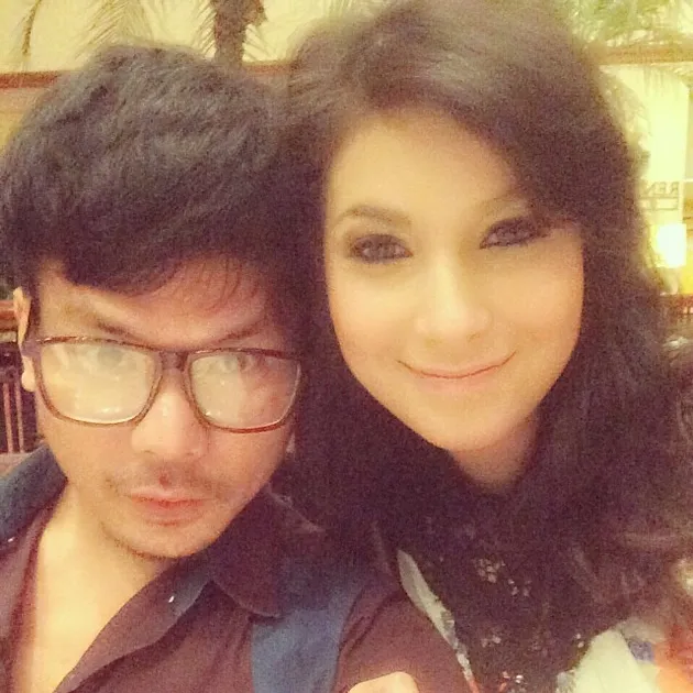 Robby Abbas dan Para Wanitanya