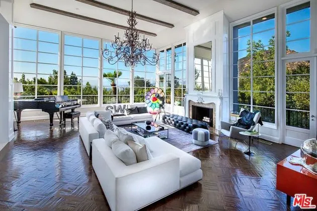 Rumah Baru Calvin Harris