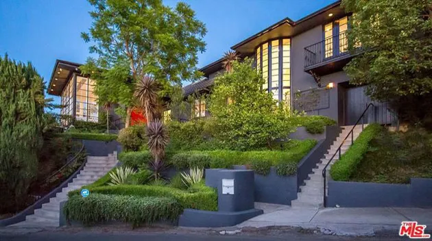 Rumah Baru Calvin Harris