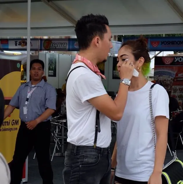 pasangan selebriti, pasangan romantis