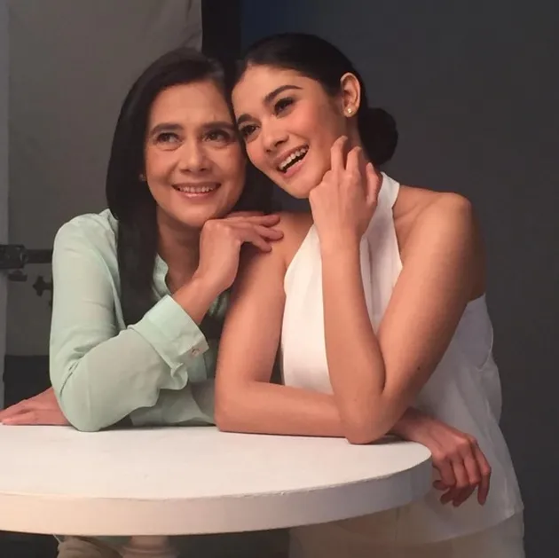 Adu Cantik Naysila Mirdad - Lydia Kandou