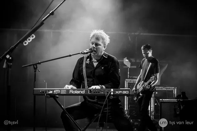 Siapa yang gak kenal dengan The Offspring? Setelah sekian lama gak kelihatan mereka akan tampil live lagi di The Fresno Ballroom. Yeah, they are comeback!