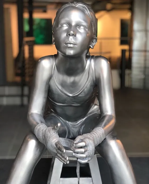 karya seni patung