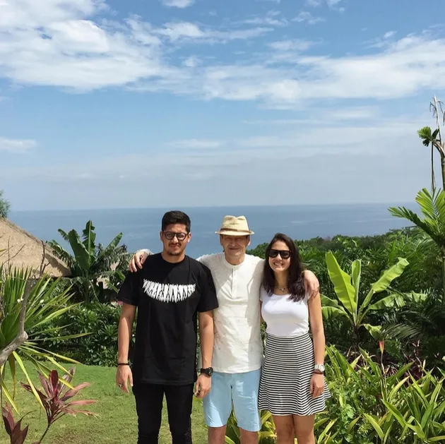 Seleb dengan orang tua bule