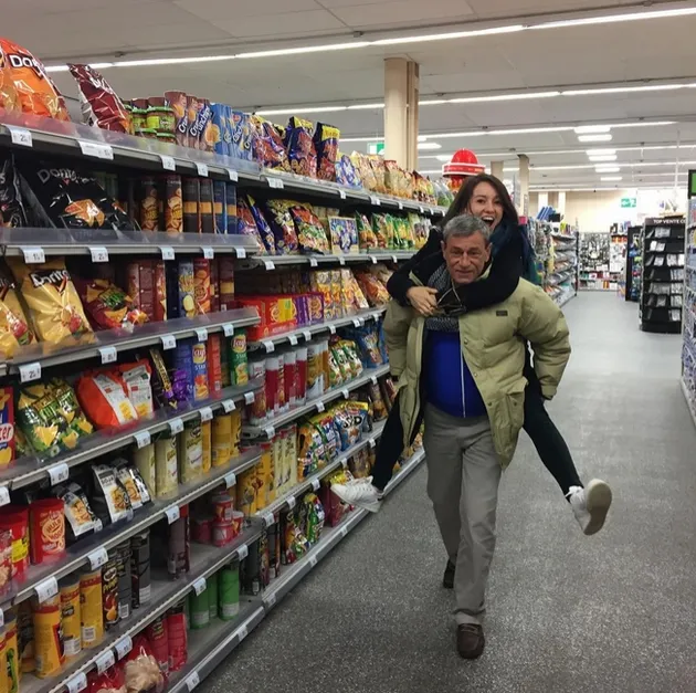 Seleb dengan orang tua bule