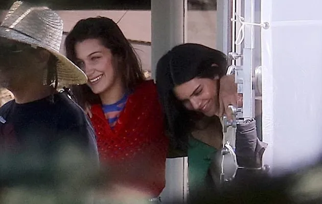 Kendall Jenner &amp; Bella Hadid