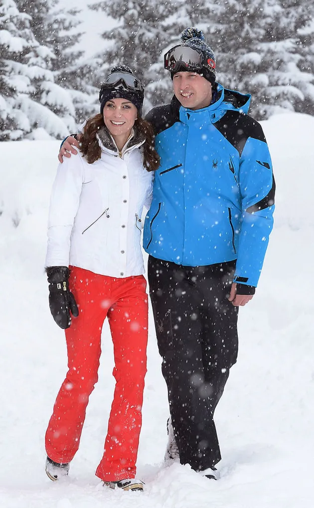 Kate Middleton, William &amp; 2 Anaknya