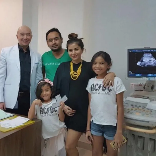 anak artis, anak selebritis, keluarga selebritis, keluaga bebi romeo, anak bebi romeo, anak meisya s