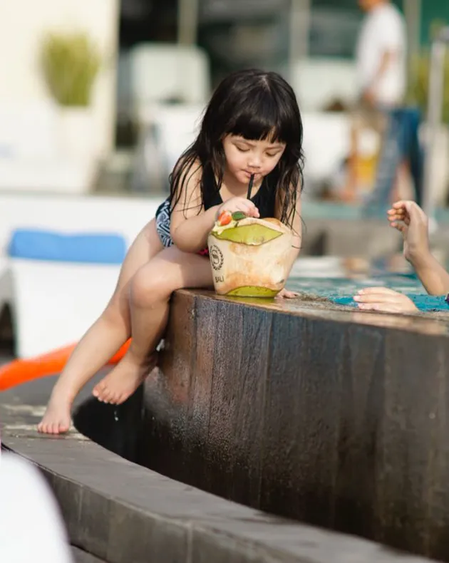 arsy dan arsya renang