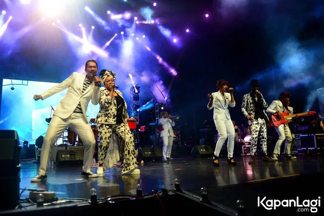 foto konser D\&#039;Essentials Of Groove (DEOG)