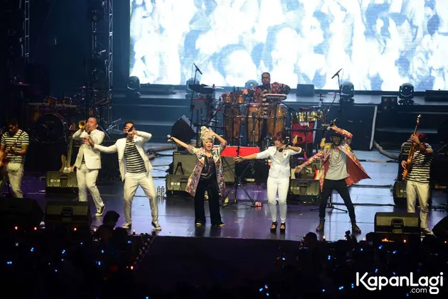 foto konser D\&#039;Essentials Of Groove (DEOG)