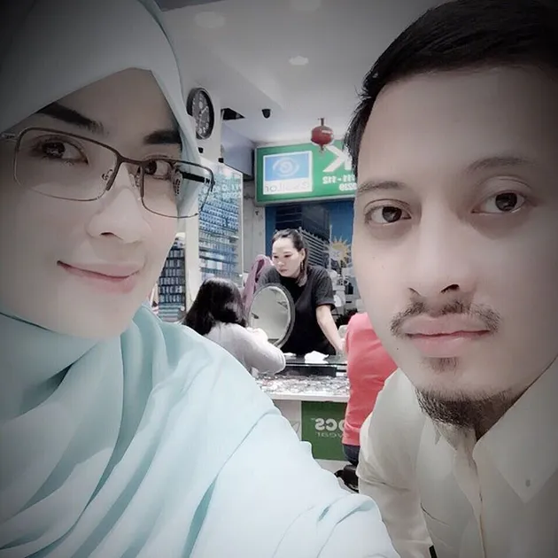 Yulia Rachman dan Zico Mesra