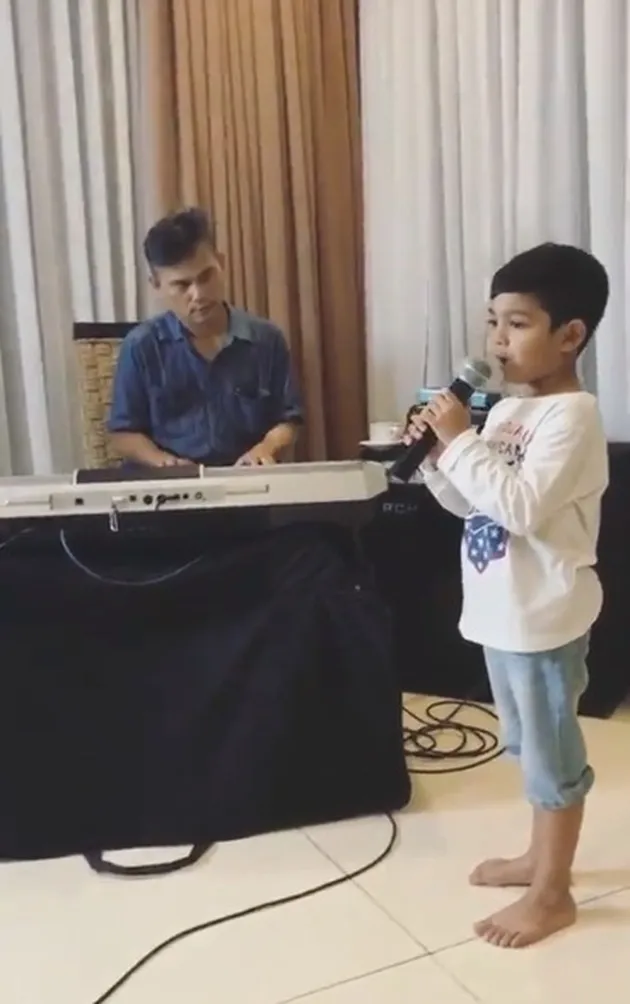 Tata Janeeta - Mehdi
