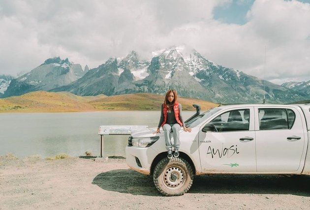 PHOTO: Really Into Traveling, Nikita Willy Chooses Cold Places in Argentina and Chile as the Next Travel Destination After Vacationing in Africa