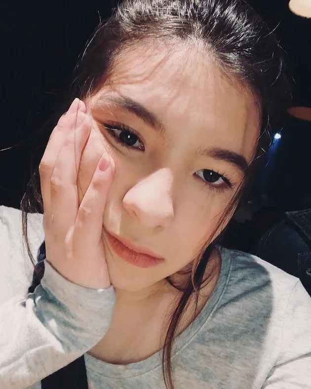 OOTD Shaloom Razade Syach Anak Wulan Guritno