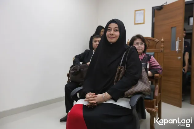 Ustaz Al Habsyi - Putri Aisyah Aminah