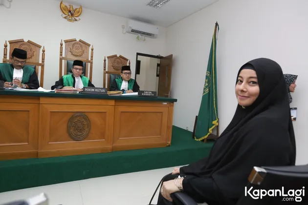 Ustaz Al Habsyi - Putri Aisyah Aminah