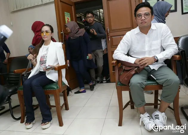 Roby Geisha - Cinta Ratu Nansya - Cerai