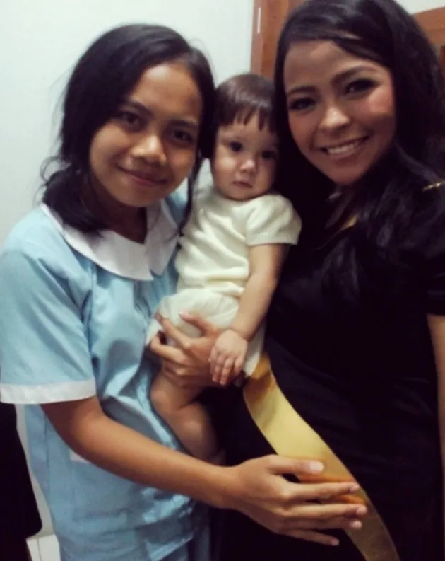 Baby Sitter Baby Gempi 