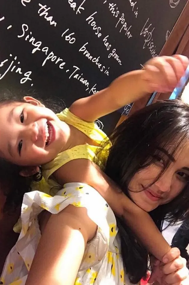 Ayu Ting Ting &amp; Bilqis