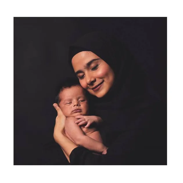 Hengky Kurniawan & Sonya Fatmala