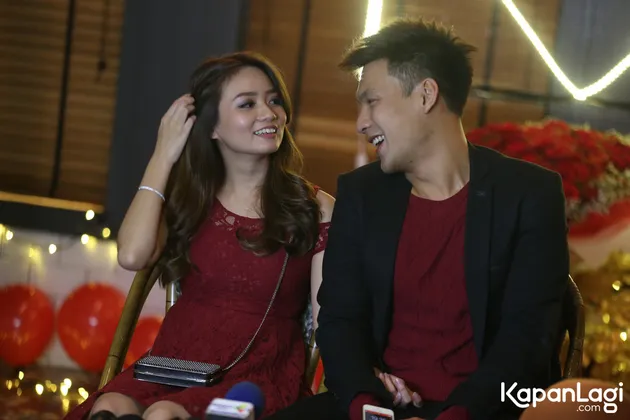 Fendy Chou lamar Stella Cornelia di Hari Natal