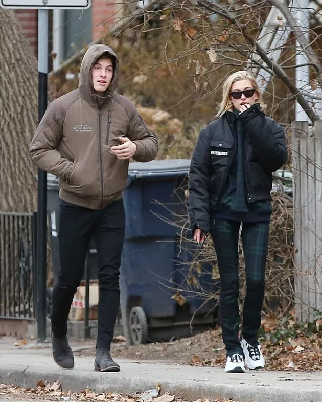 Hailey Baldwin &amp; Shawn Mendes