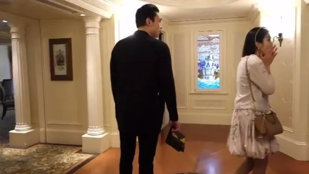  Sandra Dewi &amp; Pacar ke Jepang