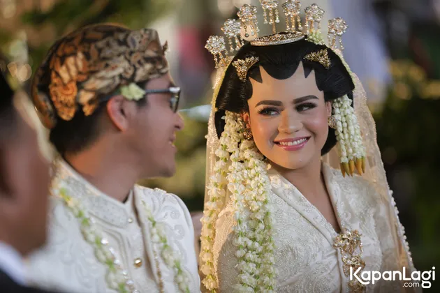 Mytha Lestari &amp; Barry Maheswara