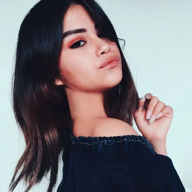Mirip Selena Gomez
