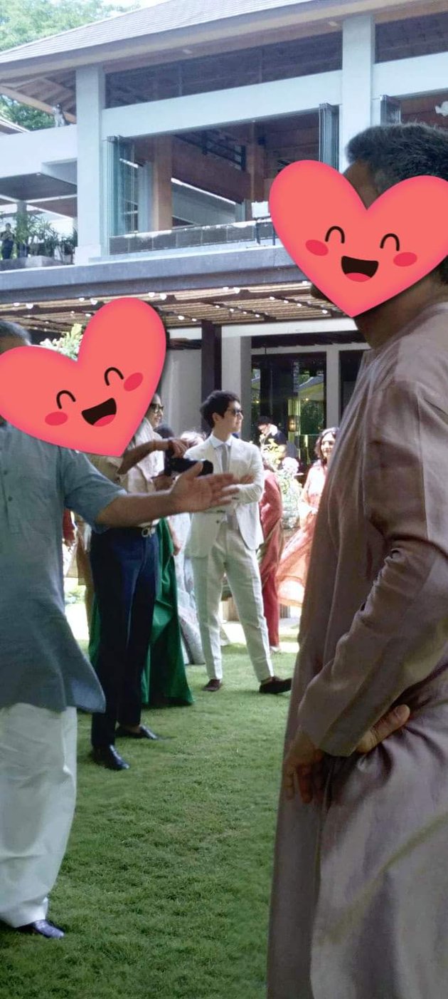 Foto Song Joong Ki Attending a Wedding in Bali That Surprises Fans, Handsome Even Without a Date
