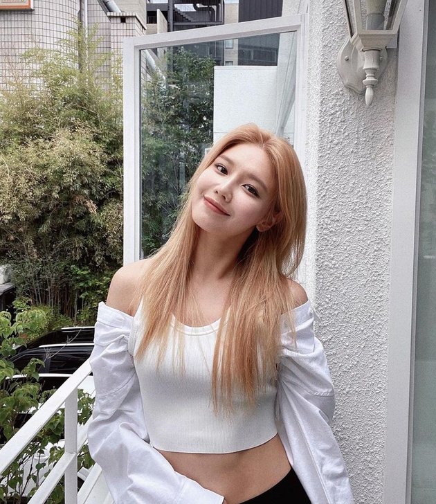 Sooyoung Shows Off Blonde Hair and Looks Hot, SNSD's Comeback is Becoming More Real