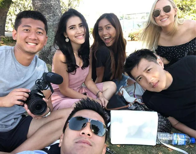 Ayu TIng Ting and the Geng