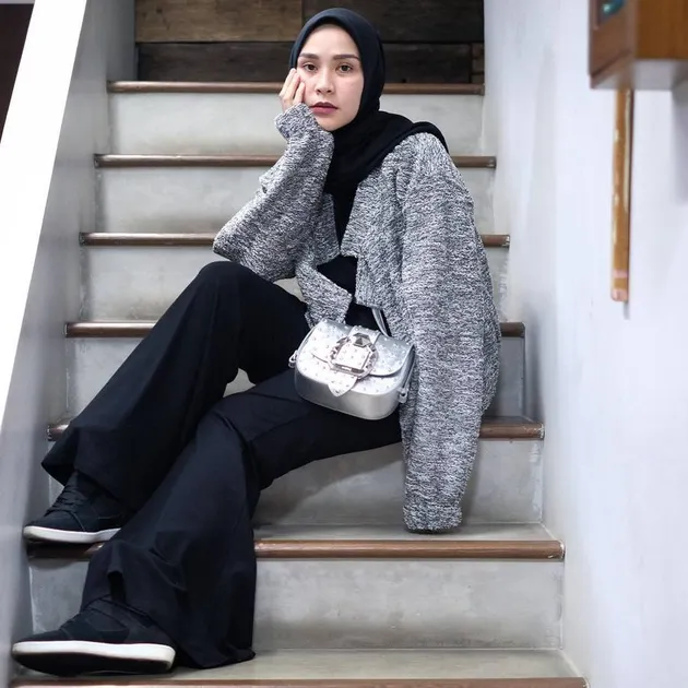 Style Hijab Zaskia Adya Mecca