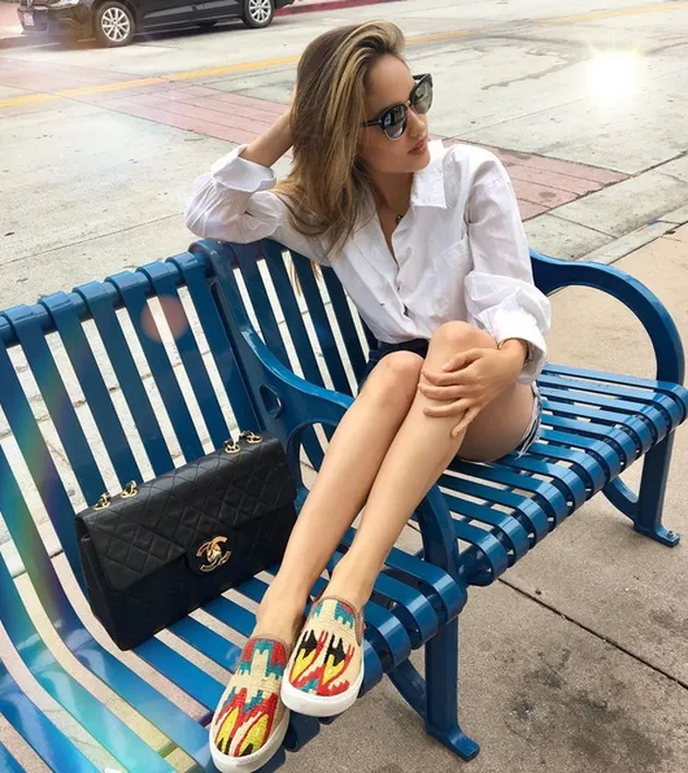 Cinta Laura