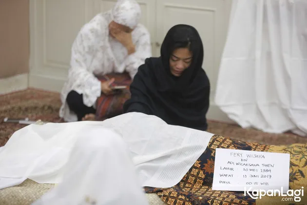 Suami Ririn Ekawati Meninggal Dunia