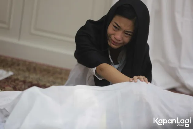 Suami Ririn Ekawati Meninggal Dunia