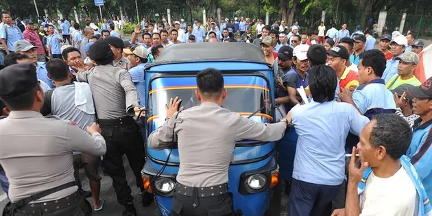 Foto Demo Taksi Jakarta