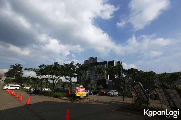 Pesta Resepsi Laudya Cynthia Bella