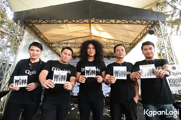 Dunia musik Indonesia memang tak pernah kehilangan pesonanya. Kali ini band pendatang baru asal Samarinda, D'Quinto yang mencoba mencuri perhatian lewat karya-karya mereka.