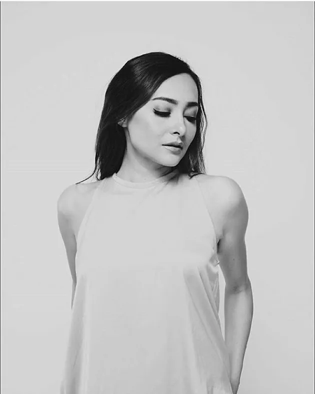 Dewi Rezer Makin Cantik &amp; Hot