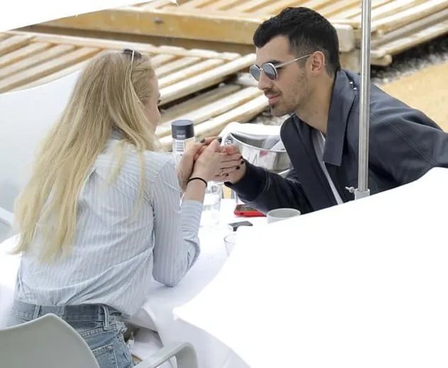 Joe Jonas &amp; Sophie Turner