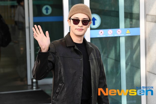 PHOTO: Sung Hoon Departs for Jakarta for Fan Meeting, Relaxed but Still Handsome