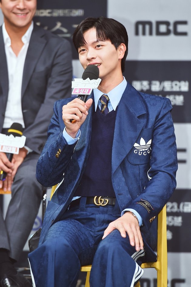 Sungjae BTOB Talks About 'THE GOLDEN SPOON' Drama, His Dedication Praised by Director