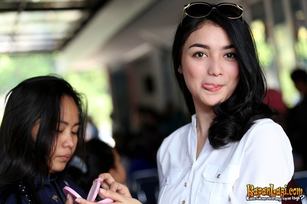 TERTANGKAP KAMERA! CITRA KIRANA SUPER CANTIK SAAT SELFIE ...